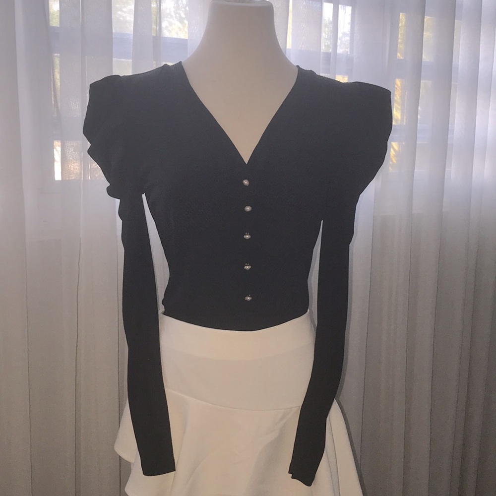 Beautiful Puff sleeves black Bodysuit